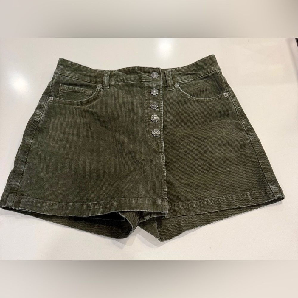 American Eagle Women's Olive Corduroy Mom Skort